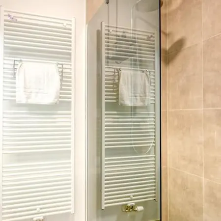 Apartament Family-friendly In *